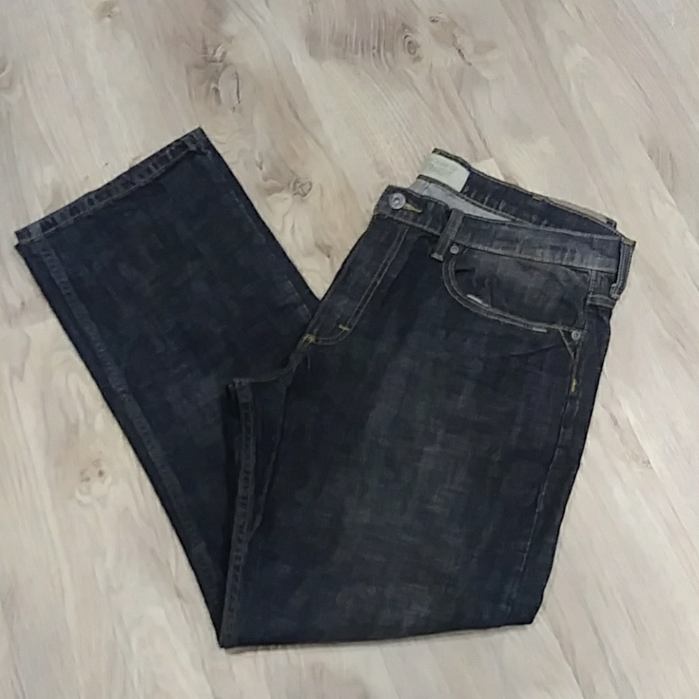 Wrangler Jean Co. Men's Jeans.